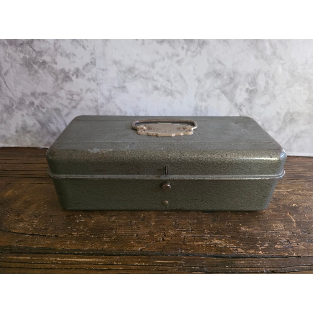 Vintage Grey Hammered Metal Cash Box Industrial Tool Chest Storage Case Handle
